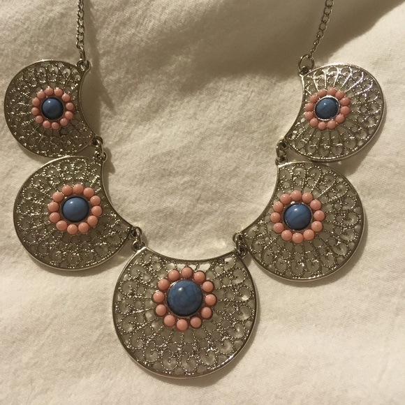 Mudd Jewelry - Mudd statement necklace